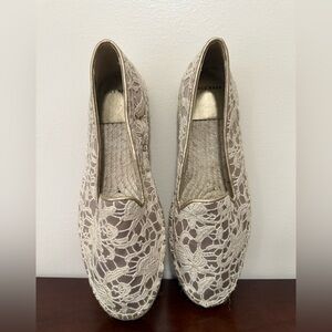 Cole Haan Crochet cream/tan colored espadrille shoe in size 8